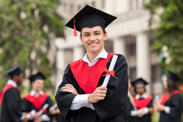 What To Wear To Graduation For Guys: For Graduates and Guests - What to ...